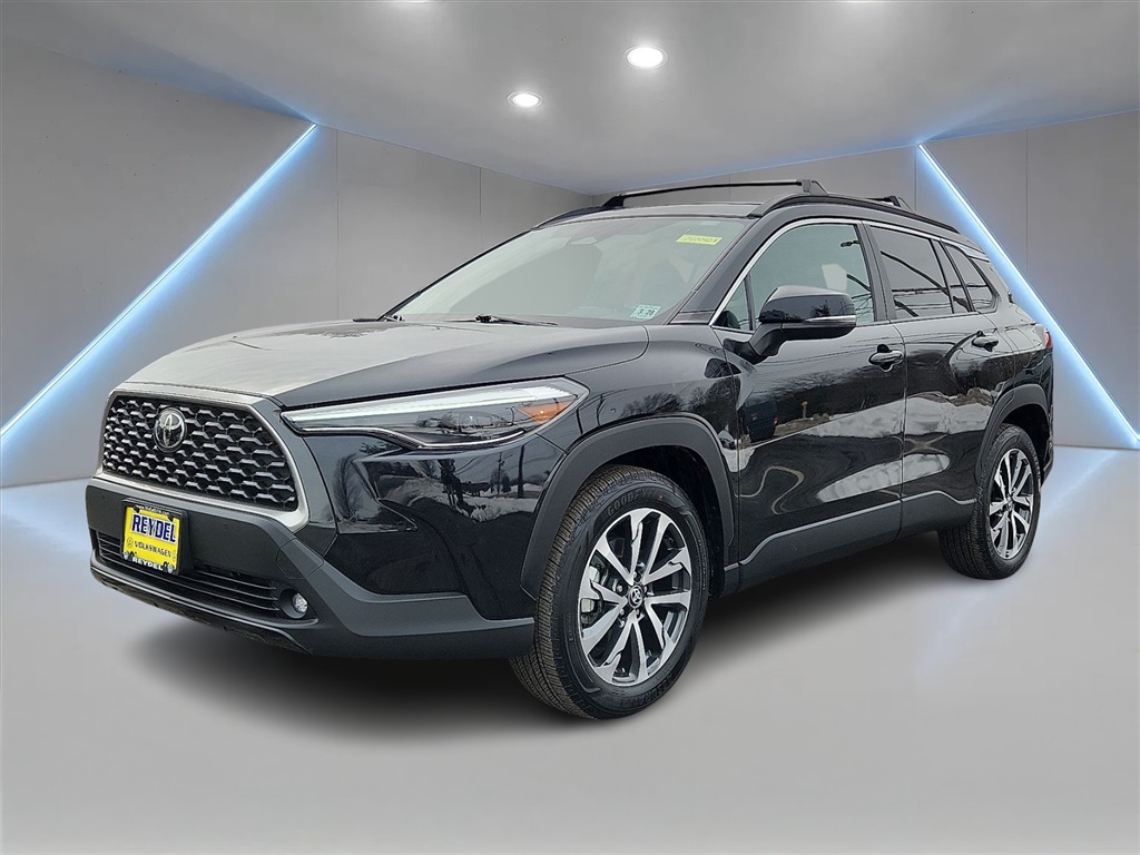 2023 Toyota Corolla Cross XLE AWD