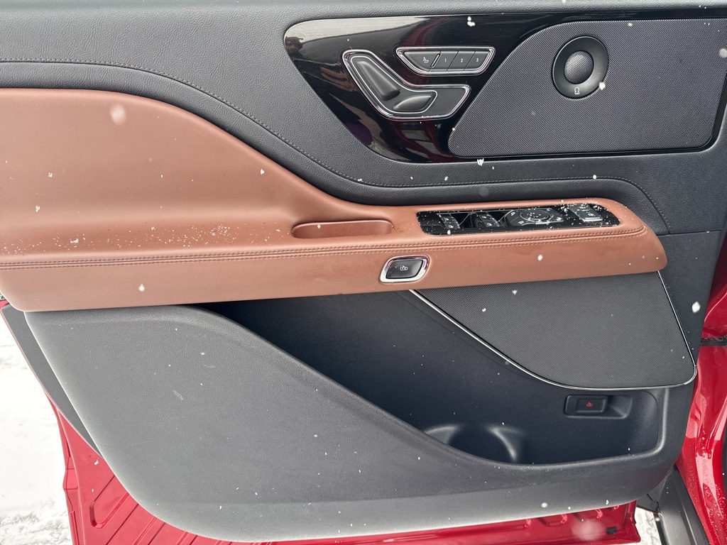 2025 Lincoln Aviator