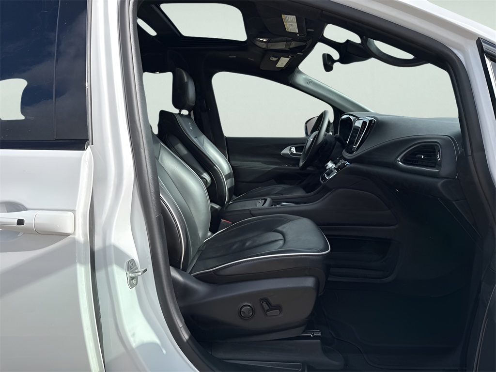 2025 Chrysler Pacifica