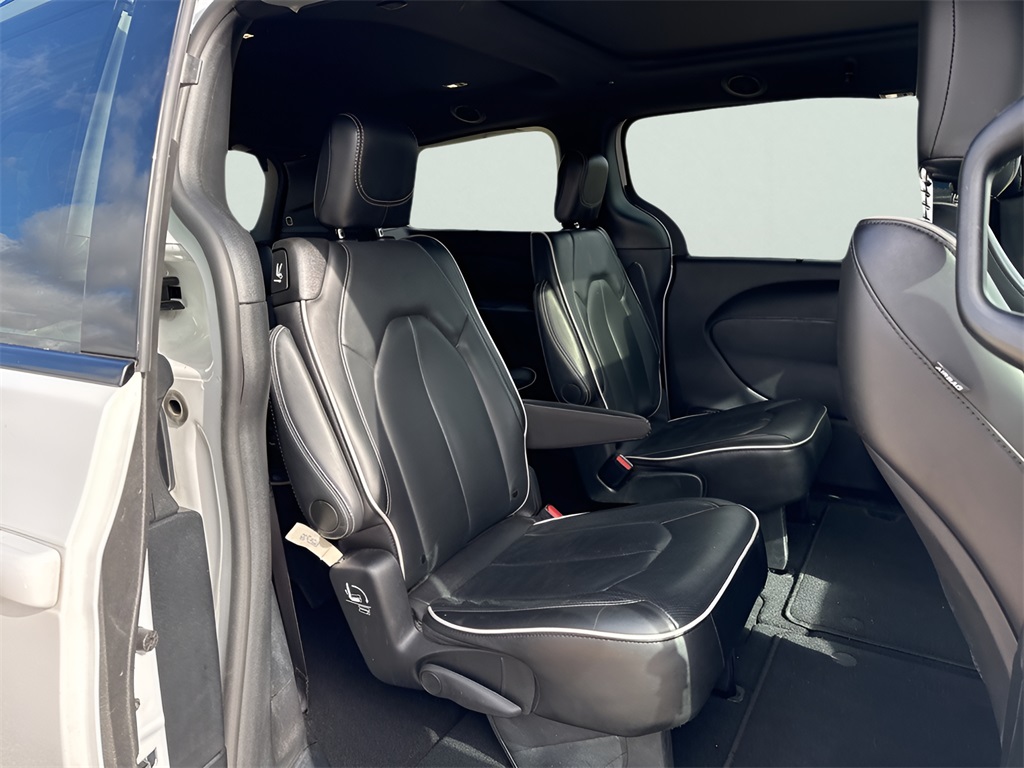 2025 Chrysler Pacifica