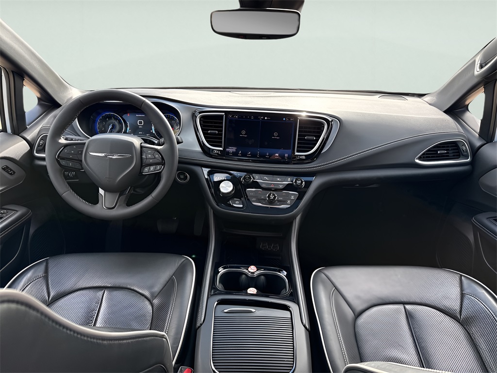 2025 Chrysler Pacifica