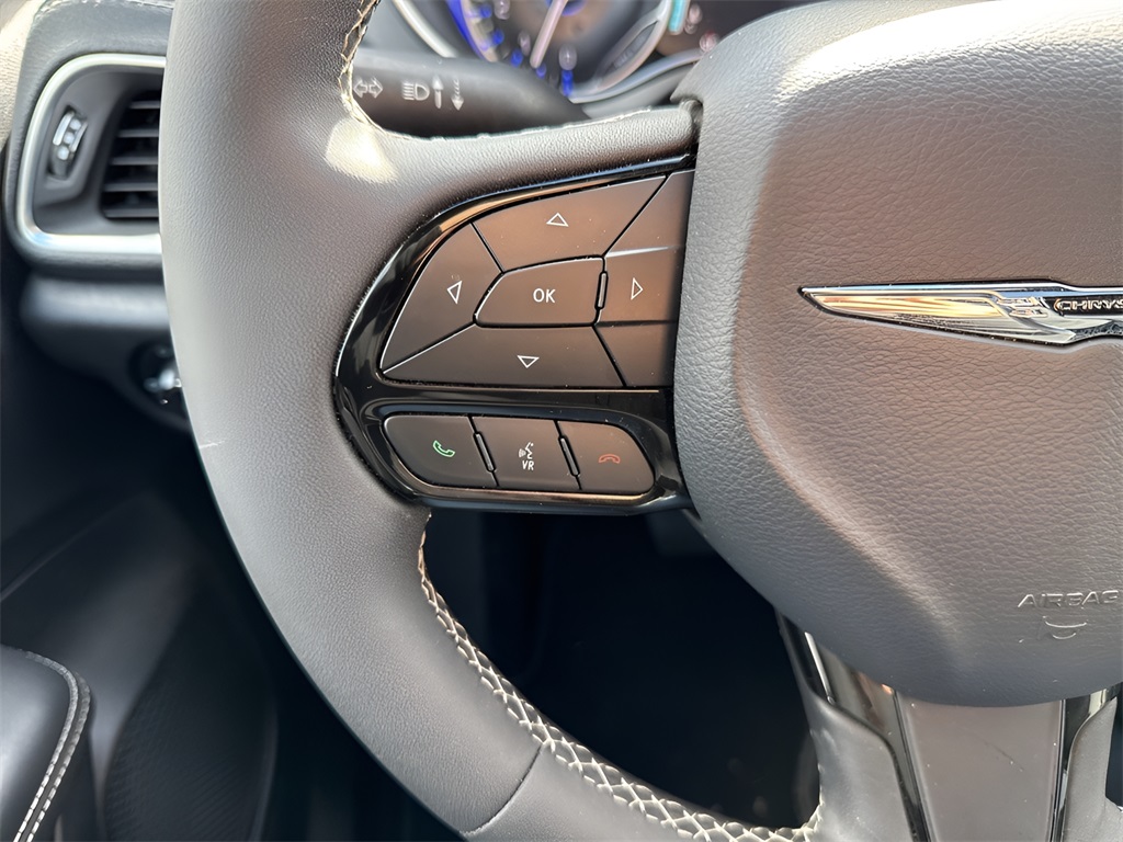 2025 Chrysler Pacifica