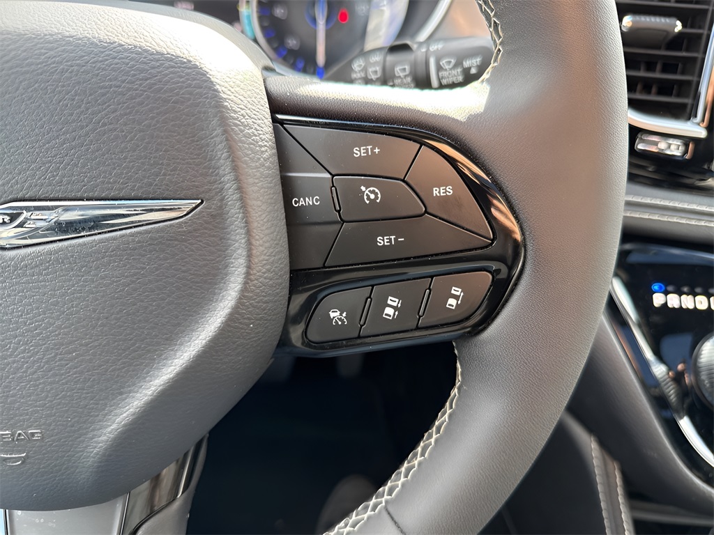 2025 Chrysler Pacifica