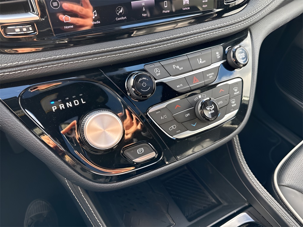 2025 Chrysler Pacifica