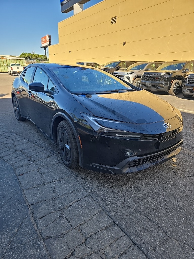 2025 Toyota Prius LE FWD