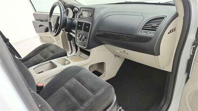 2016 Dodge Grand Caravan SXT White at Durrett Motor Company