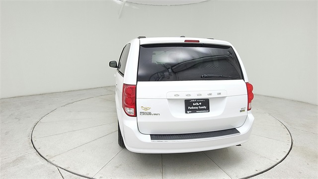2016 Dodge Grand Caravan SXT White at Durrett Motor Company