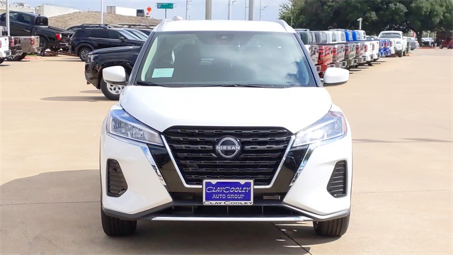 2024 Nissan Kicks