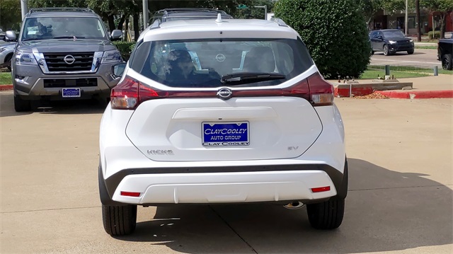 2024 Nissan Kicks