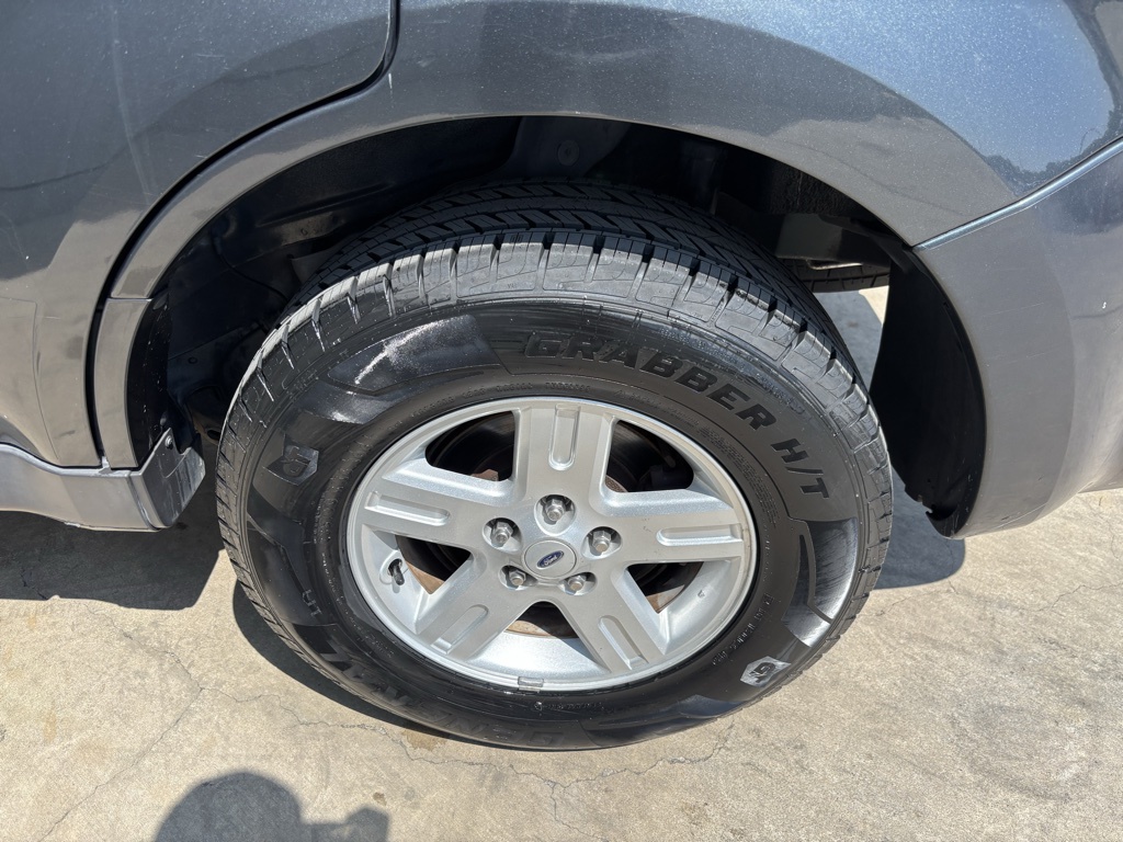 Used Car 2008 Ford Escape  Hybrid For Sale In Austin, Texas