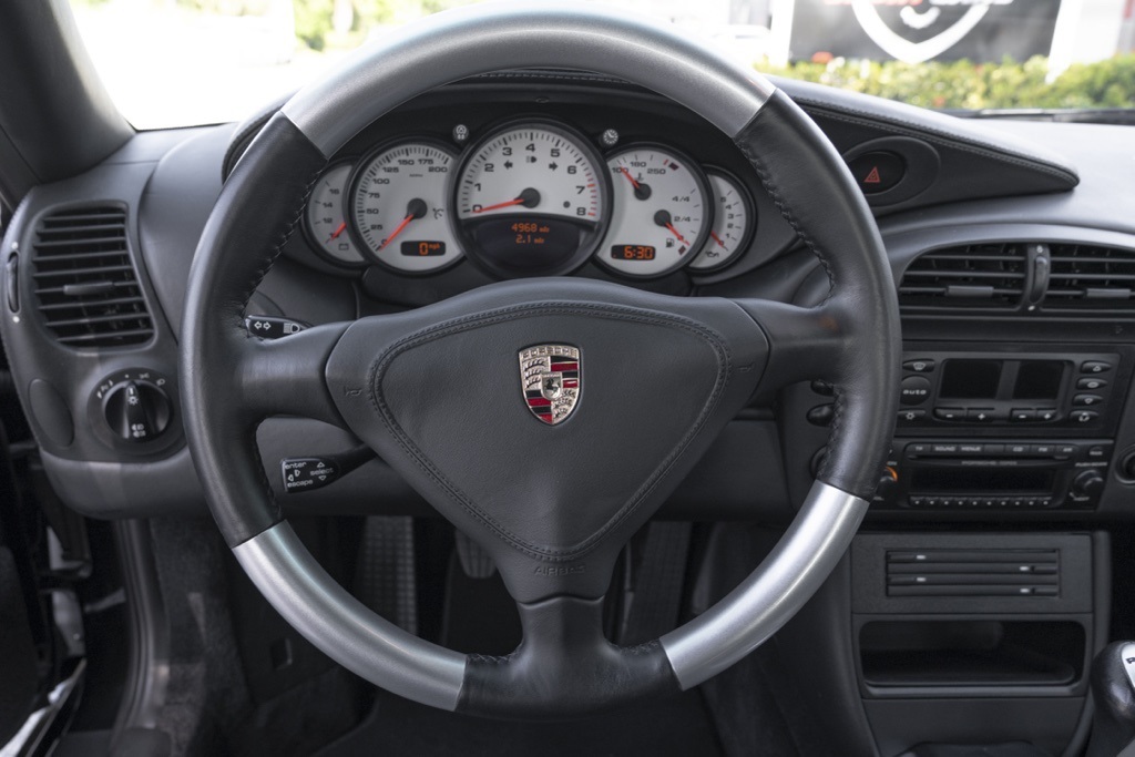 2003 Porsche 911 GT2 - Photo 19