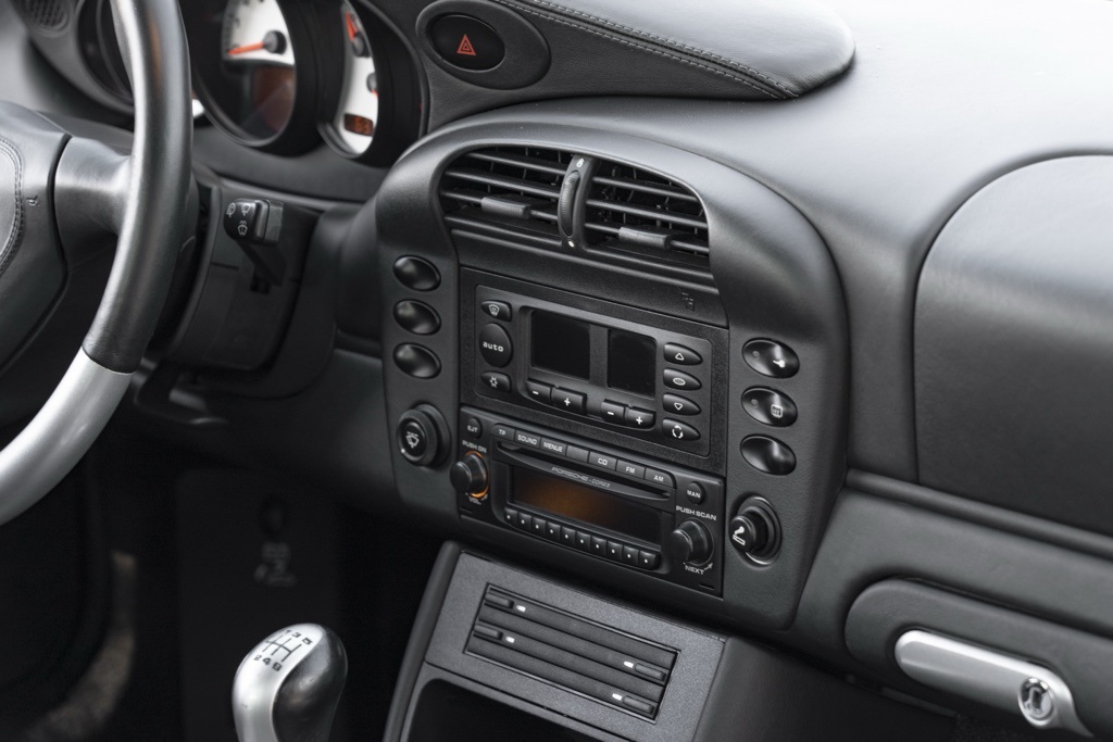 2003 Porsche 911 GT2 - Photo 30
