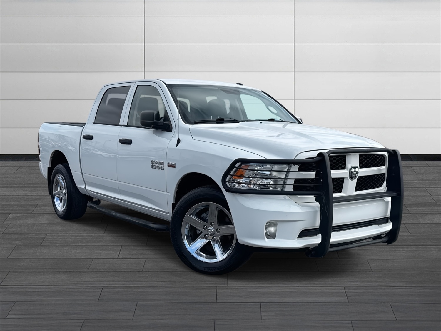 2018 RAM 1500 Express Crew Cab 4WD