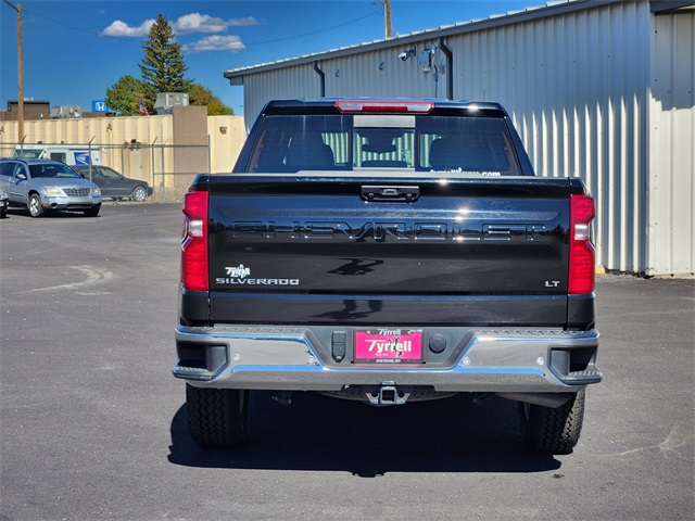 2024 Chevrolet Silverado 1500 LT photo 3