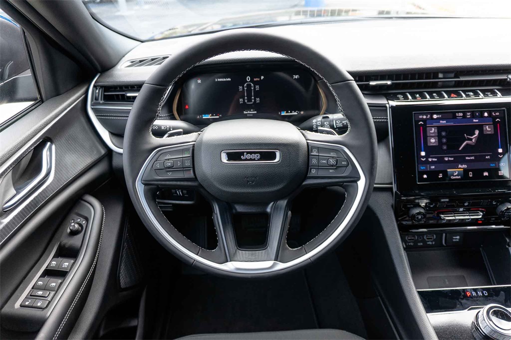 New Car 2025 Jeep Grand Cherokee L  Laredo For Sale Under $50,000 In San Marcos, Texas