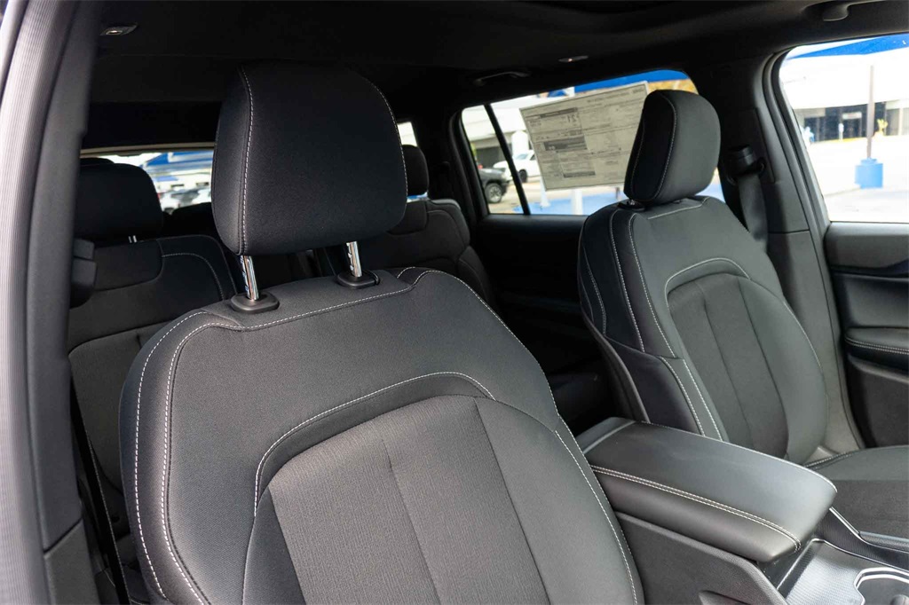 New Car 2025 Jeep Grand Cherokee L  Laredo For Sale Under $50,000 In San Marcos, Texas