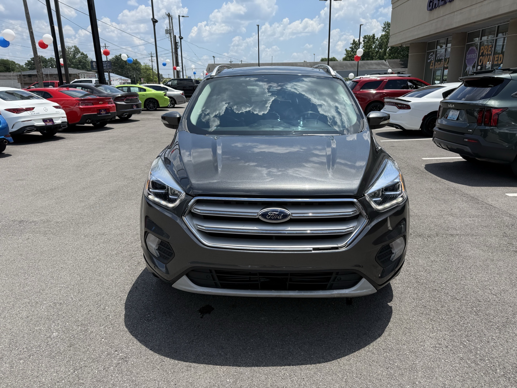 2019 Ford Escape Titanium photo 2
