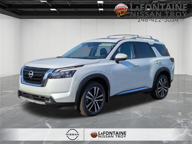 2025 Nissan Pathfinder Platinum 4WD