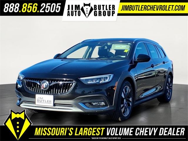 2019 Buick Regal TourX Essence's photo
