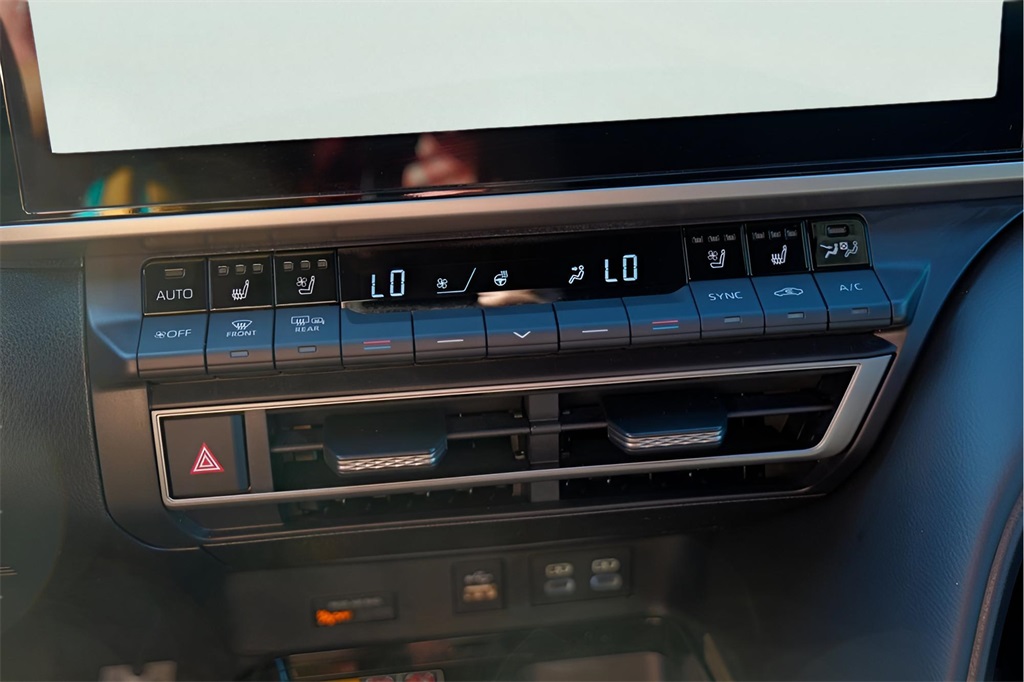 Used Car 2025 Toyota Camry  Xse For Sale Under $35,000 In Austin, Texas