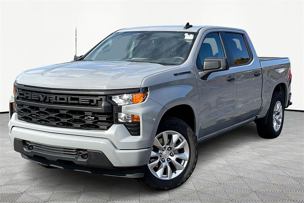 2024 Chevrolet Silverado 1500 Custom Crew Cab 4WD