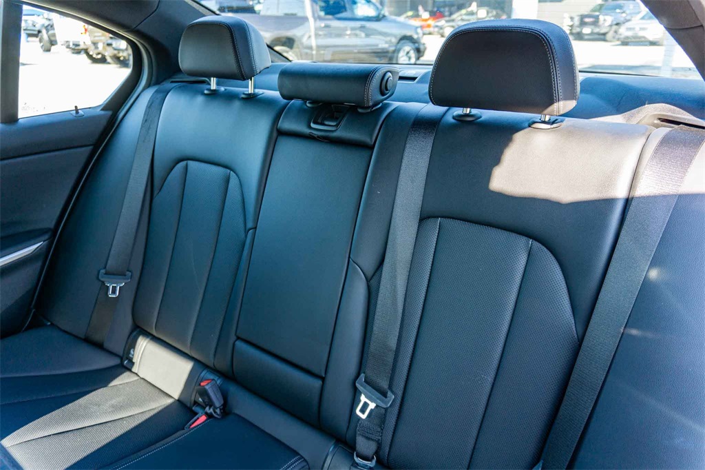 Used Car 2024 Bmw 3 Series  330i Xdrive For Sale Under $40,000 In San Marcos, Texas