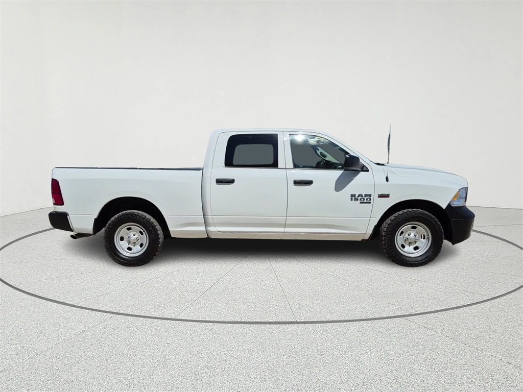 2022 Ram 1500 Classic Tradesman - 3