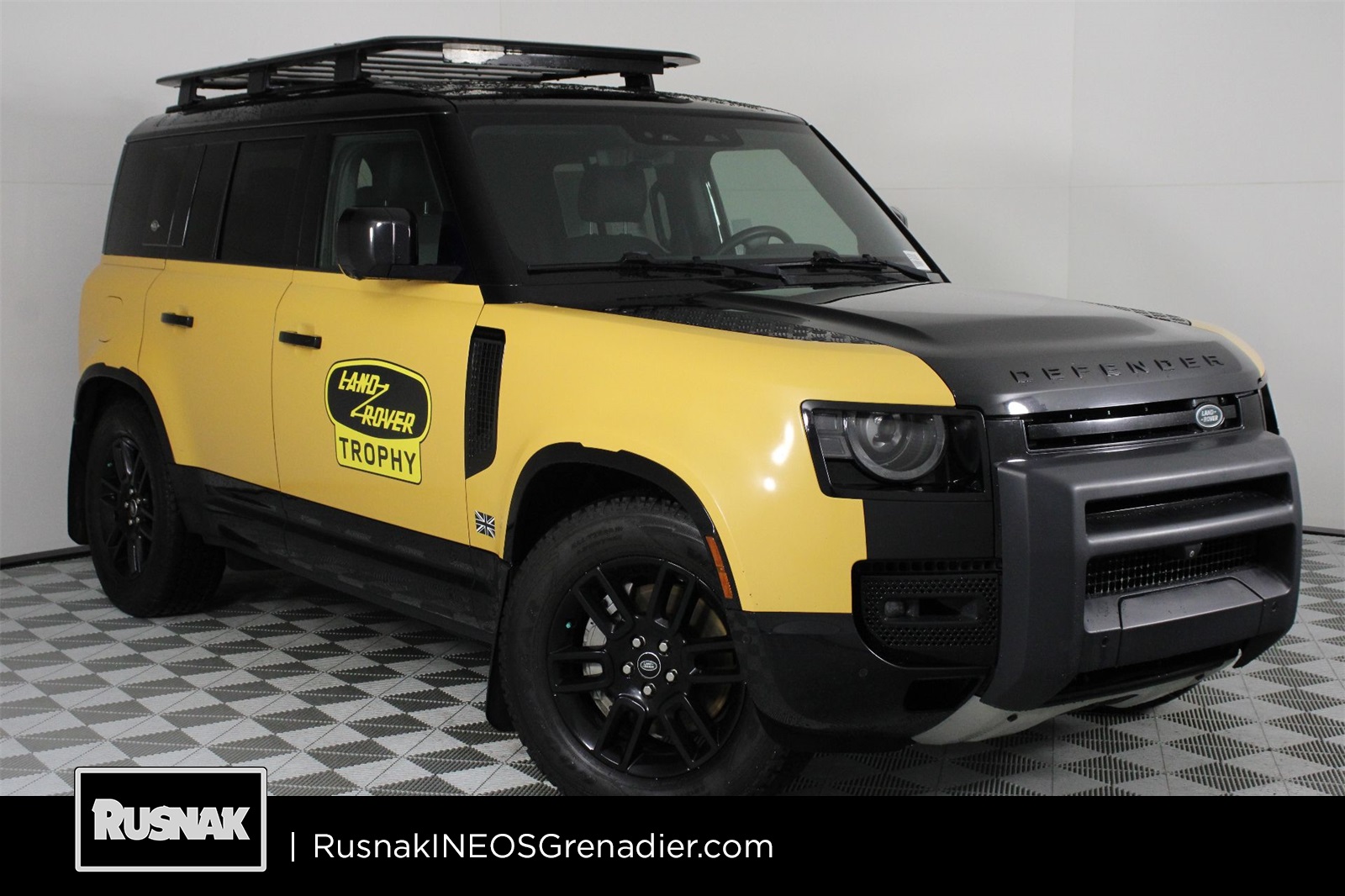 2022 Land Rover Defender 110 X-Dynamic SE AWD