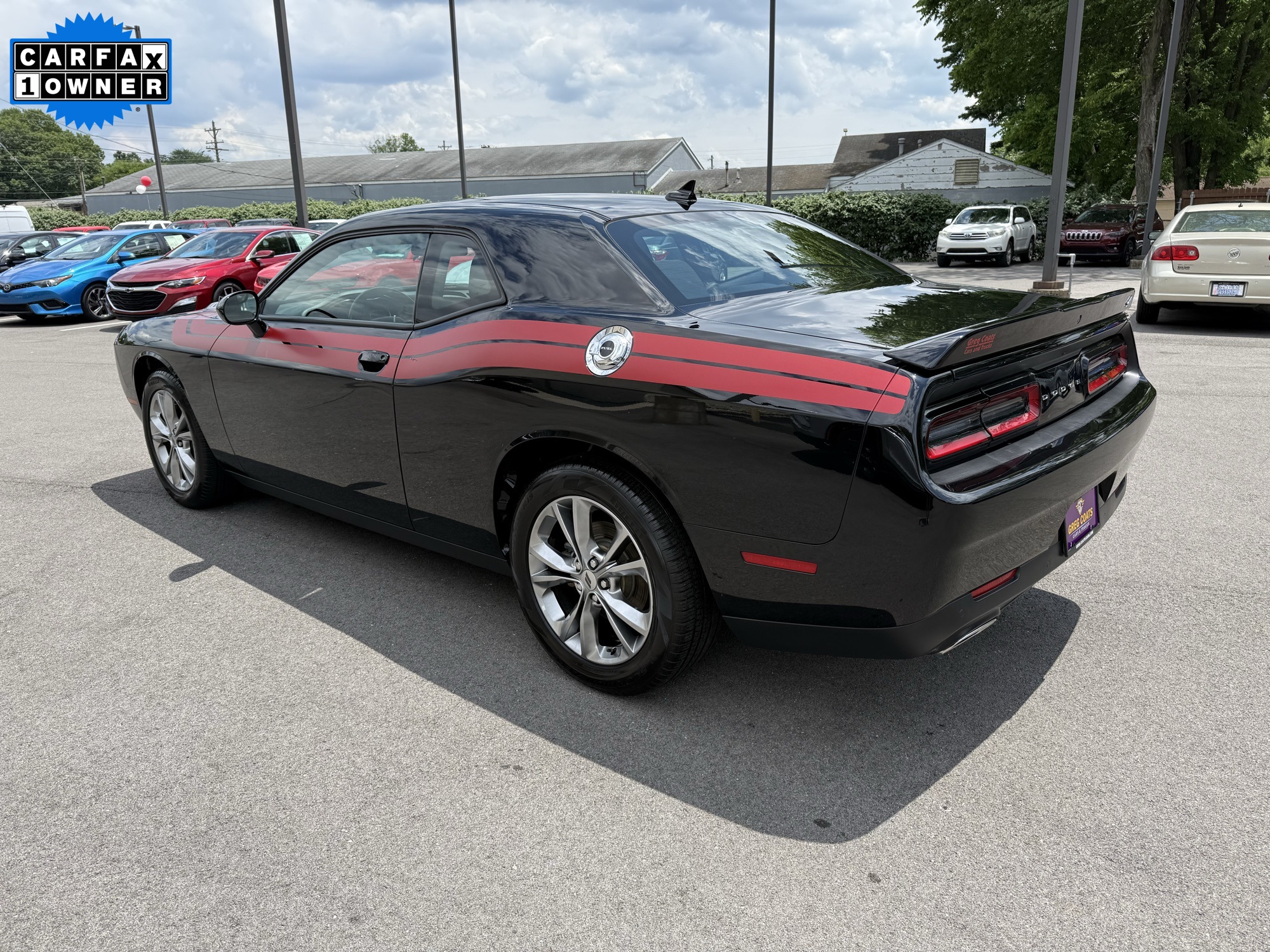 2021 Dodge Challenger SXT photo 3