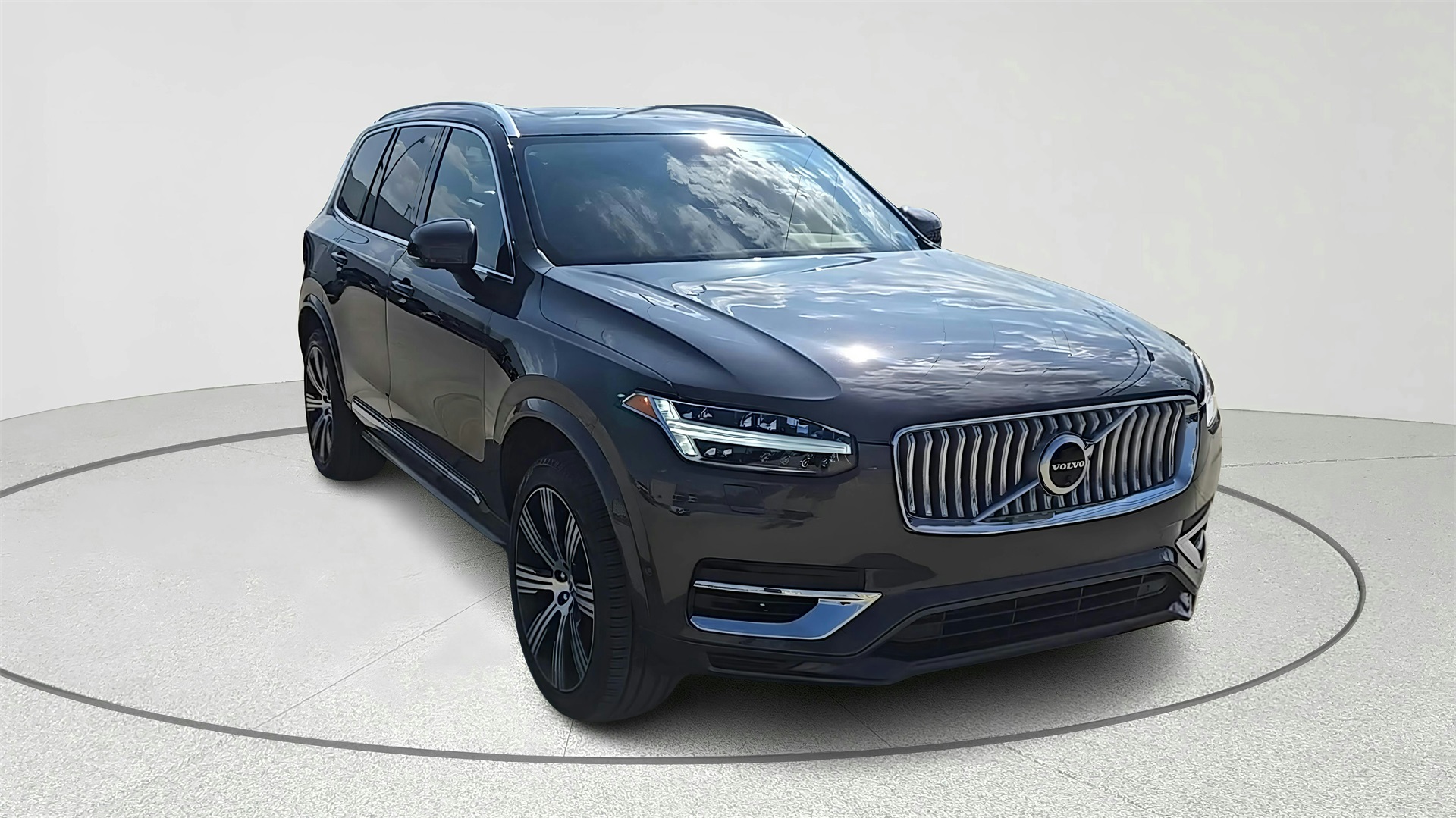 2025 Volvo XC90 Recharge T8 Plus Bright Theme 6-Passenger eAWD
