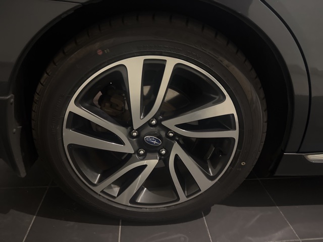 2018 Subaru Legacy 2.5i Gray at Autostrade