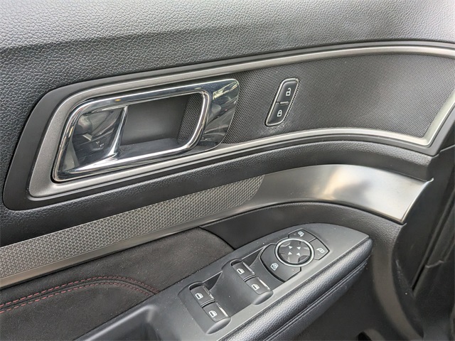 2018 Ford Explorer XLT Black at Autostrade