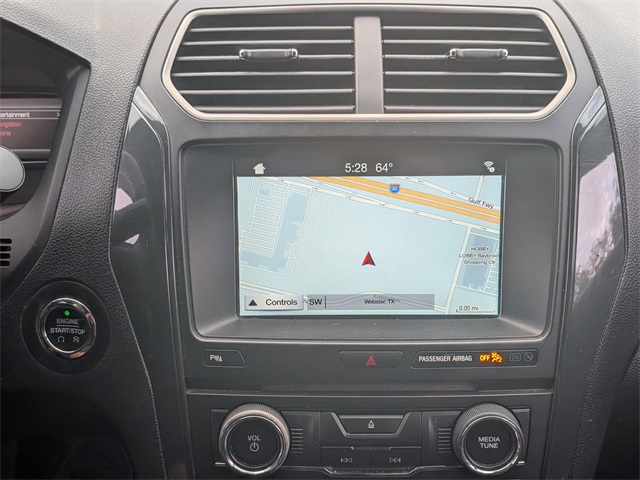 2018 Ford Explorer XLT Black at Autostrade