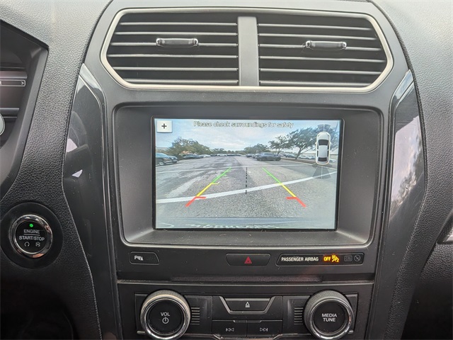 2018 Ford Explorer XLT Black at Autostrade