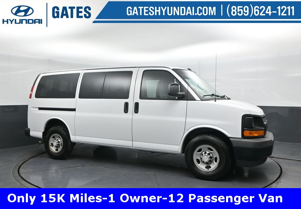 2017 Chevrolet Express 2500 LS RWD