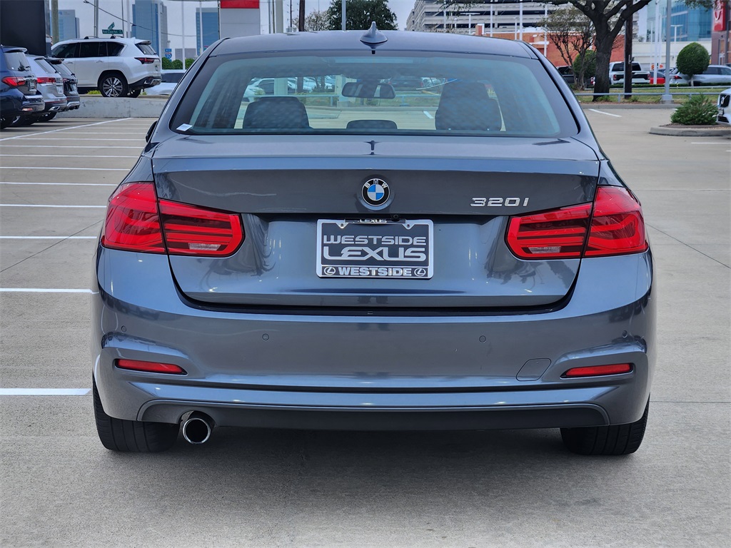 2016 BMW 3 Series 320i - 5