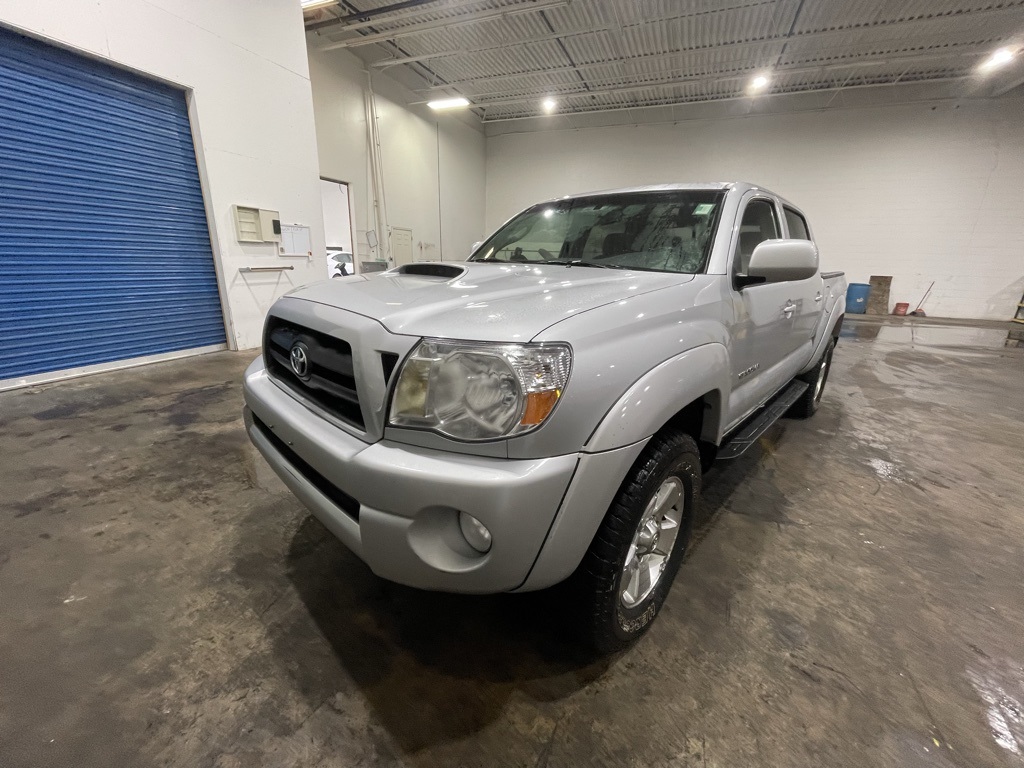 2005 Toyota Tacoma Base's photo
