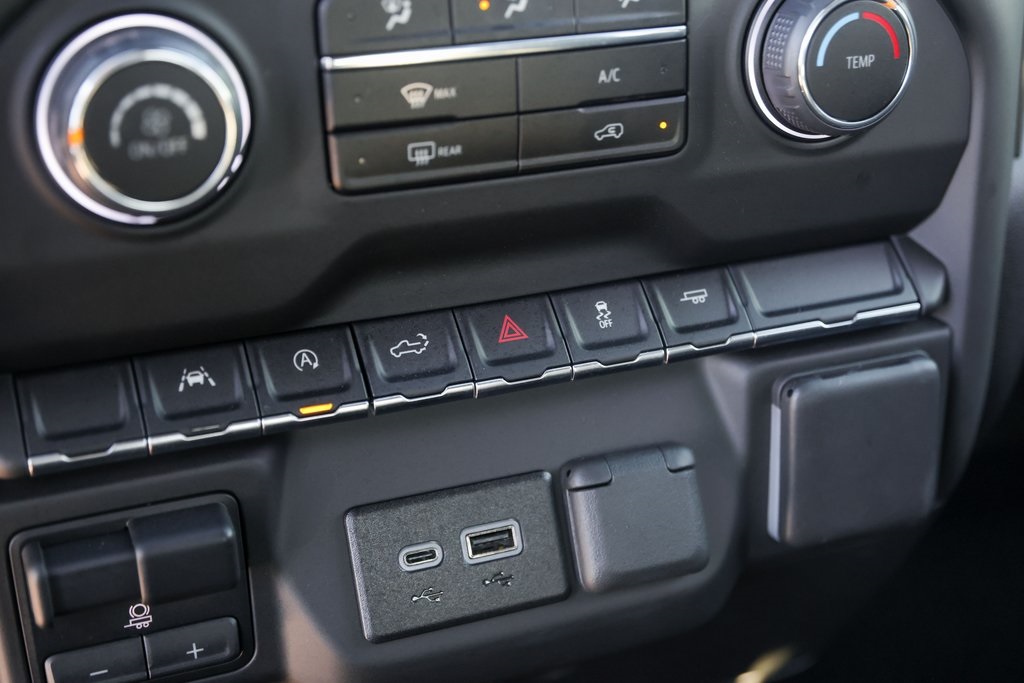 Used Car 2025 Chevrolet Silverado 1500  Custom For Sale Under $40,000 In Austin, Texas