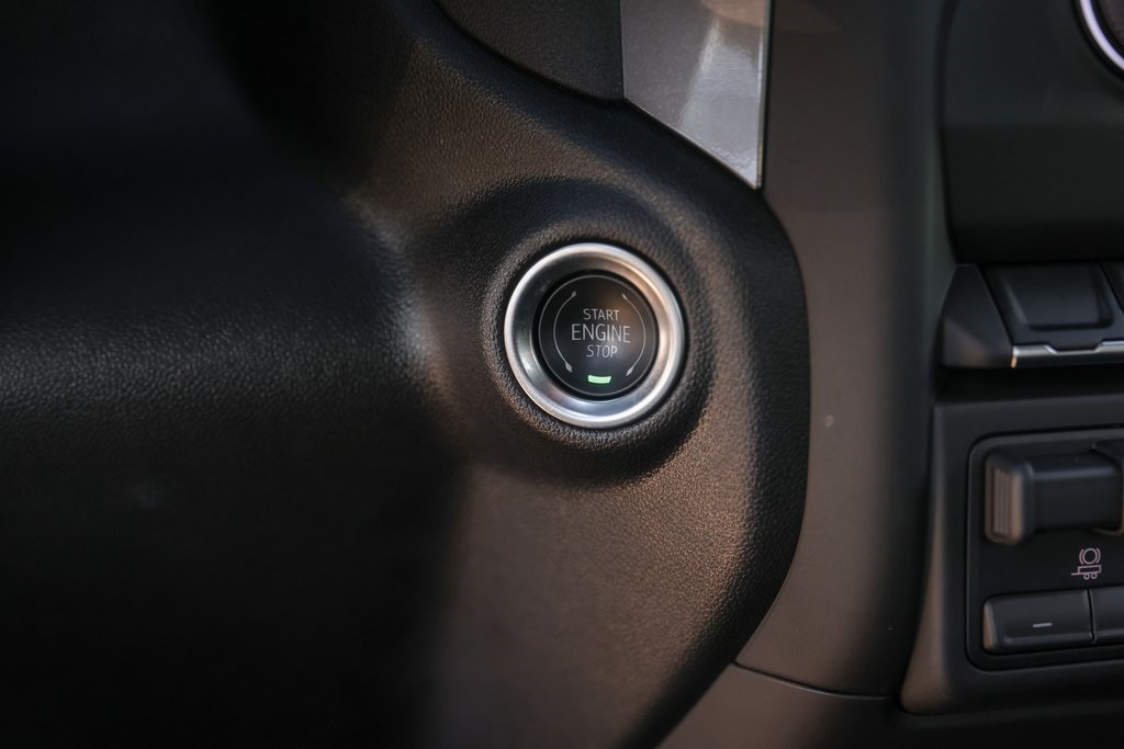 Used Car 2025 Chevrolet Silverado 1500  Custom For Sale Under $40,000 In Austin, Texas