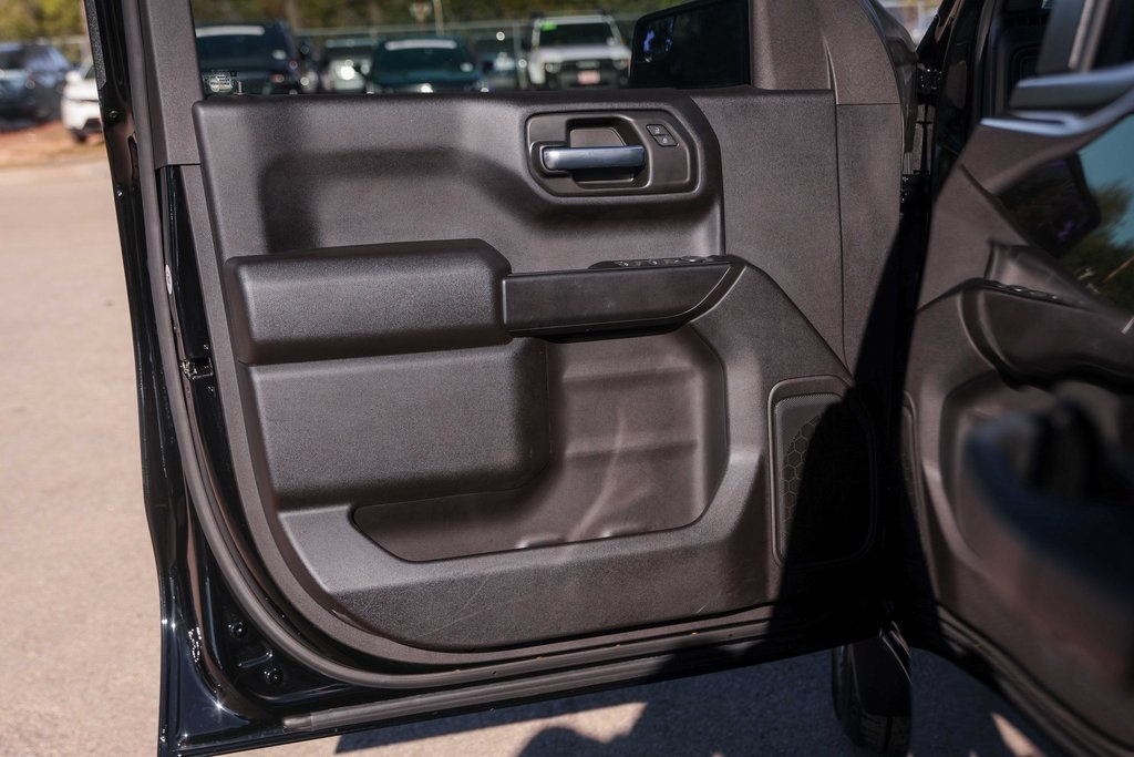 Used Car 2025 Chevrolet Silverado 1500  Custom For Sale Under $40,000 In Austin, Texas