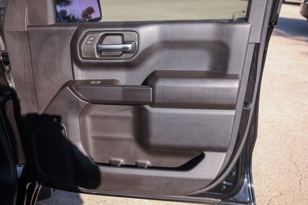 Used Car 2025 Chevrolet Silverado 1500  Custom For Sale Under $40,000 In Austin, Texas