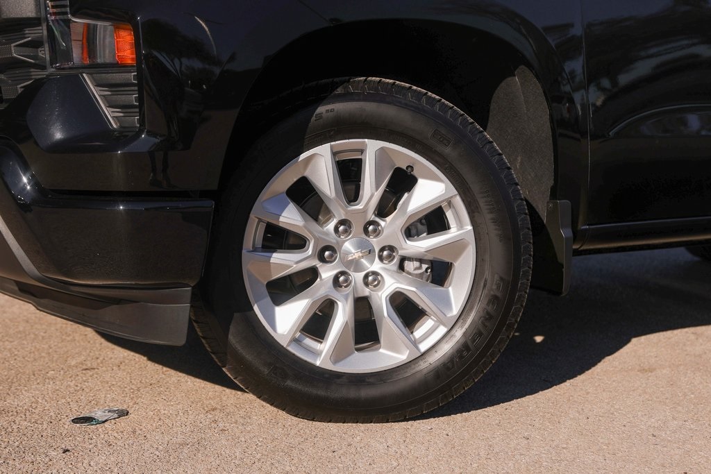 Used Car 2025 Chevrolet Silverado 1500  Custom For Sale Under $40,000 In Austin, Texas