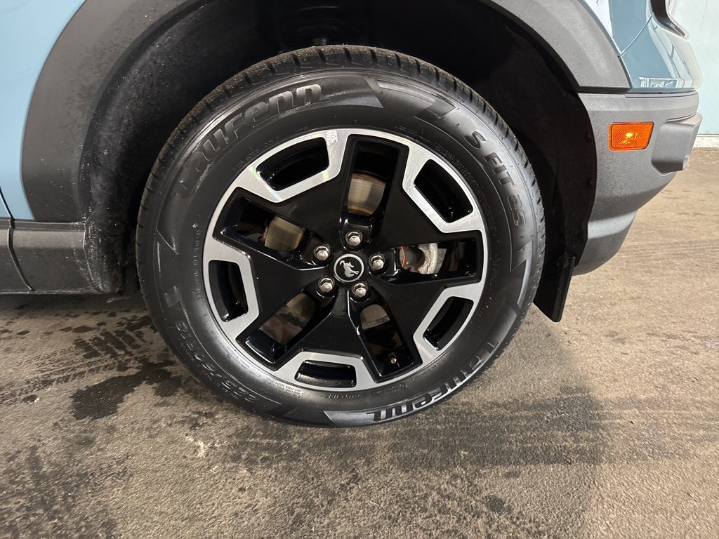 Thumbnail: 2022 Ford Bronco Sport - 8