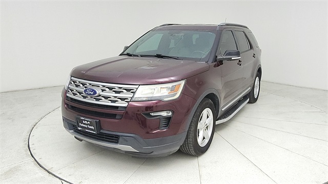 2018 Ford Explorer XLT Red at Autostrade