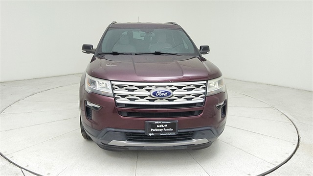 2018 Ford Explorer XLT Red at Autostrade