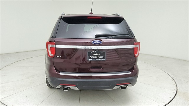 2018 Ford Explorer XLT Red at Autostrade
