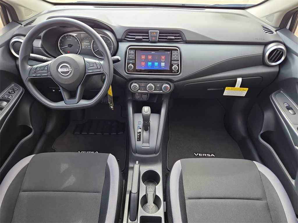 2025 Nissan Versa 1.6 S - 10
