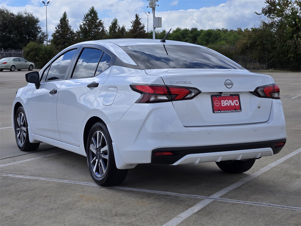 2025 Nissan Versa 1.6 S - 5