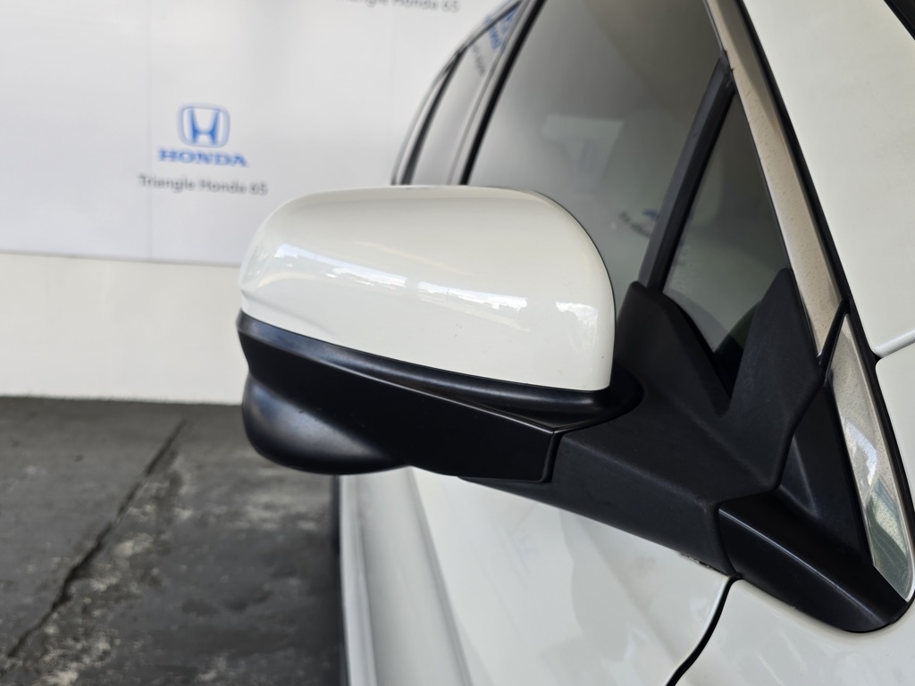 Thumbnail: 2017 Honda Pilot - 29