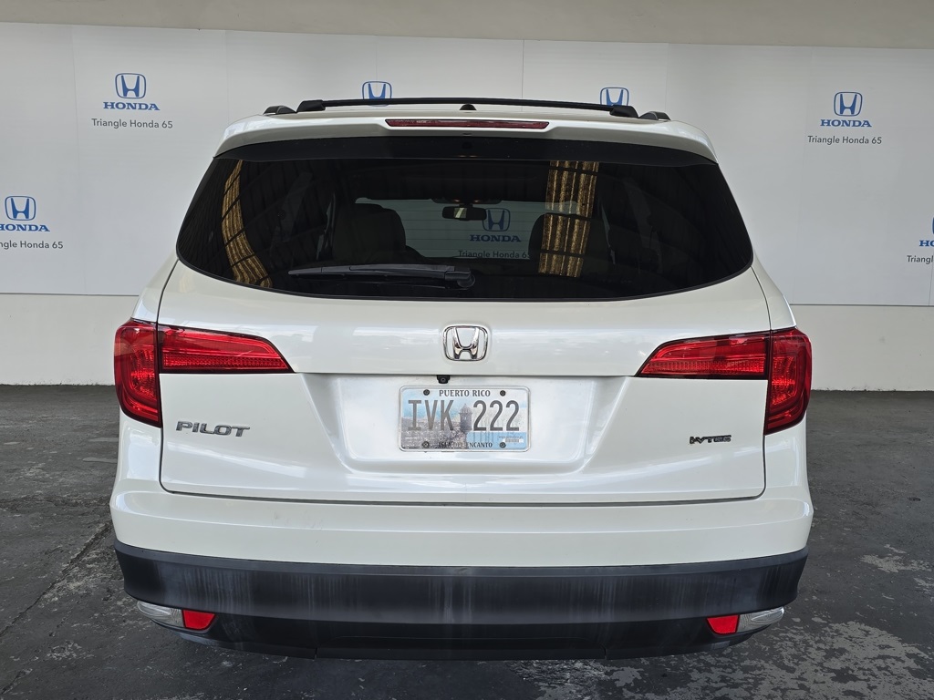 Thumbnail: 2017 Honda Pilot - 31